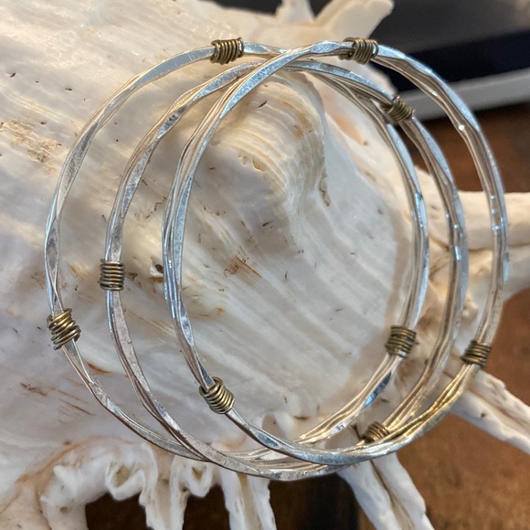 Bangle bracelet set of three - Picture 3 of 5